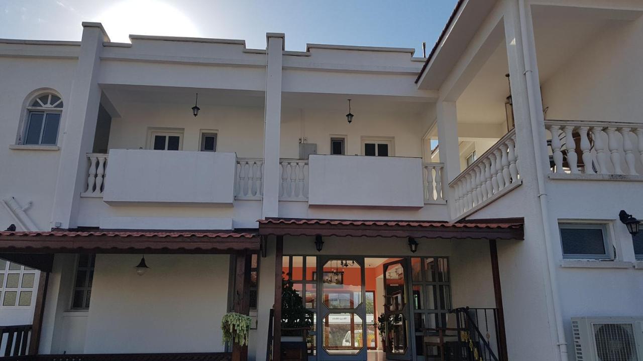 Отель Citrus Tree Gardens Karavas  Экстерьер фото